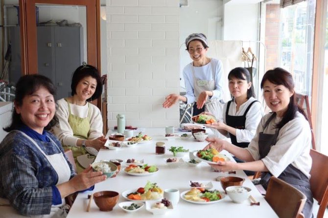 肉厚わかめの食べごたえにびっくり！〜「季節のごはんクラス～鎌倉本校」開催レポート