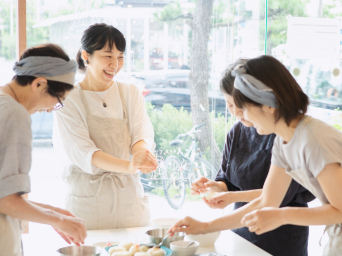 菅野のなについて 菅野のなが代表をつとめるオーガニック料理教室で学ぶならワクワクワーク【神奈川県・鎌倉駅近く】